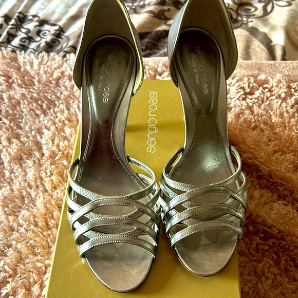Sergio Rossi silver heels in good condition - Picture 1 of 6